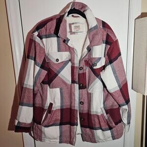 Ashley by International 26 Sherpa Lined Plaid Shacket Size Large Outterwear